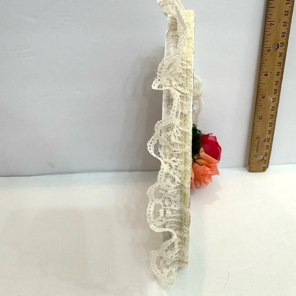 NEW Floral Decorative Easter Egg Plaque with Butterflies and Roses Lace Trim